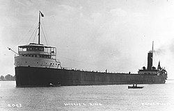 Willis L. King prior to its collision with Superior City Willis L. King underway.jpg