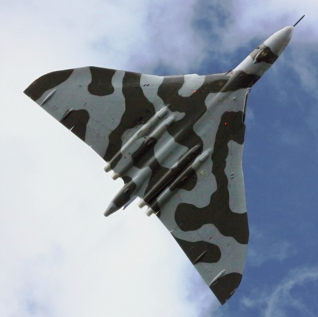 1027px-XH558_Planform.JPG