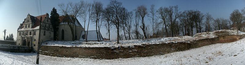 File:!-20110225-siedlisko-carolath-panorama-abri.jpg