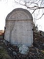 English: Jewish cemetery in the town of Rabí, Klatovy District, Czech Republic - gravestone of Benjamin, son of Jicchak Segal from 1732 Čeština: Židovský hřbitov ve městě Rabí, okres Klatovy - náhrobek Benjamina, syna Jicchaka Segala z roku 1732