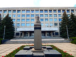 Пам'ятник В.В. Докучаєва.jpg