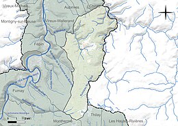 Carte en couleur présentant le réseau hydrographique de la commune