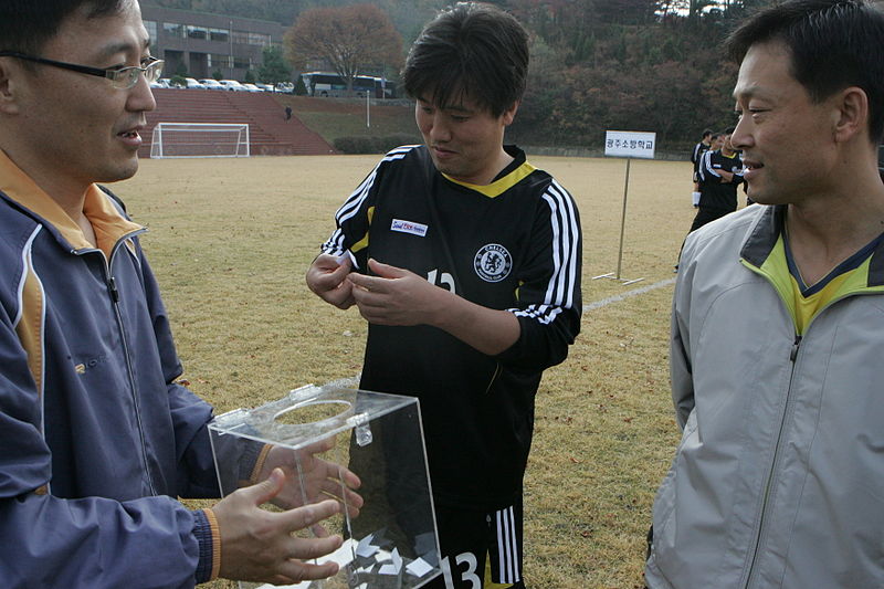 File:091107제3회 중앙소방학교장배 축구대회010.jpg