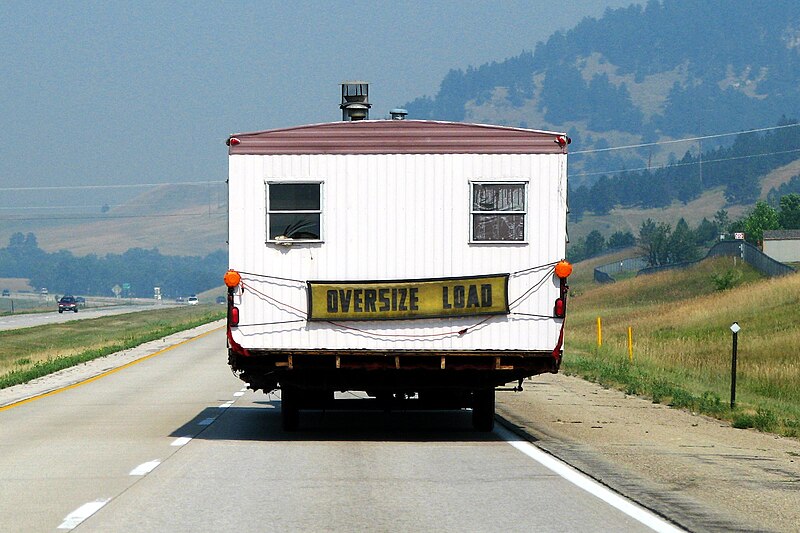 File:2006-07-28 - 01 - Road Trip - Day 05 - United States - Wyoming - Oversize Load 4889203296.jpg