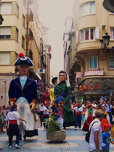 File:2008GIGANTILLAS.JPG