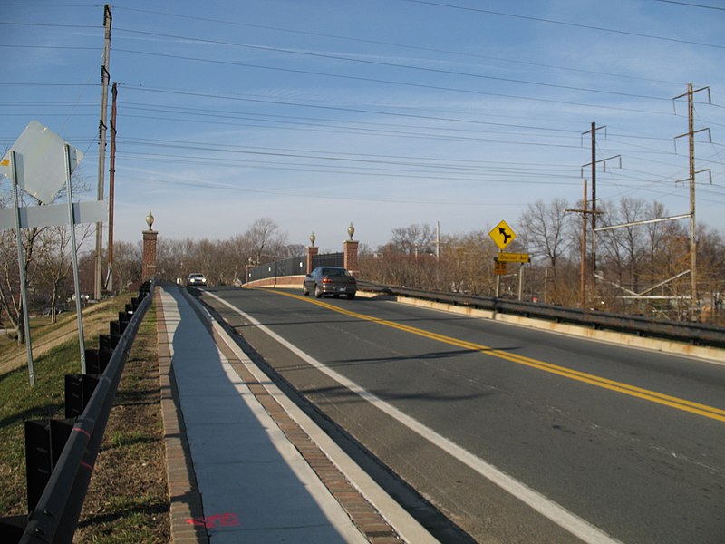 File:2008 01 16 - MD564@Rail Lines - Old Bowie 3.JPG