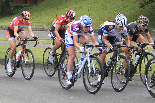 2015 Women's Tour stage 5 enters Hemel Hempstead