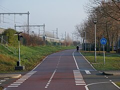 Almere Stad, Kreuzung mit dem Charlie Chaplinweg