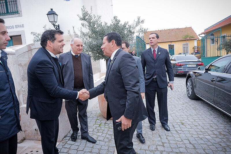 File:22 11 2022 Visita à Escola Portuguesa de Arte Equestre (52517793172).jpg