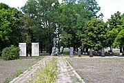 44-231-9001, Комплекс поховань радянських воїнів, с.Трьохізбенка.jpg