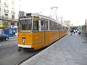 Budapeşte tramvayının 49 numaralı hattın açıklayıcı görüntüsü