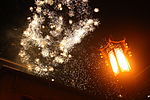 Миниатюра для Файл:4th July Fireworks 2012 - Chinatown, San Francisco.JPG