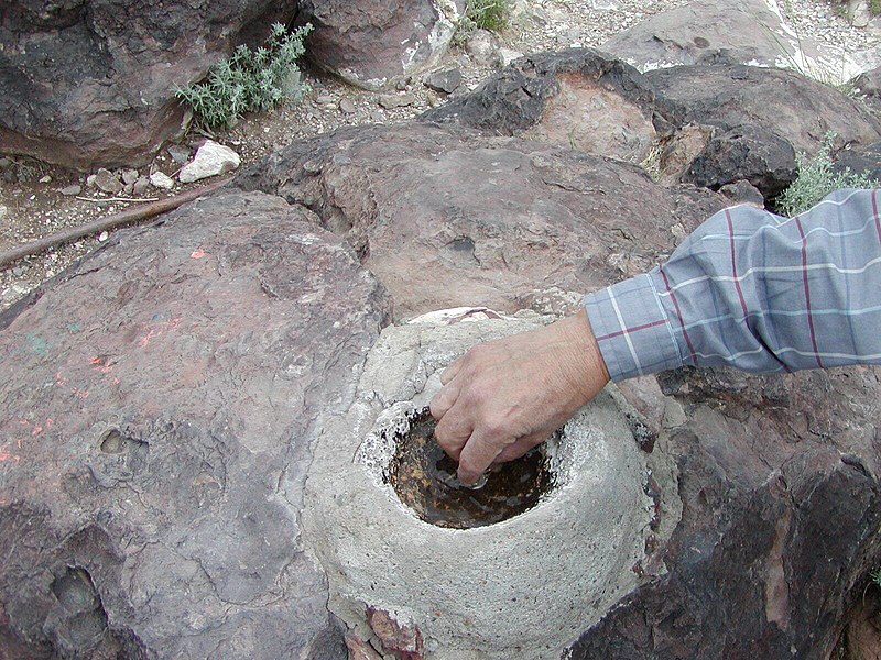 File:A sacred water fixture atop El Cerro de Tome in Valencia County, NM (cfe10aee-2cb3-4aa9-b6a7-974e5e07806e).JPG