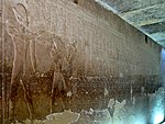 Sethos I. und sein Sohn Ramses mit Blick auf die Königsliste von Abydos im Totentempel von Sethos I.