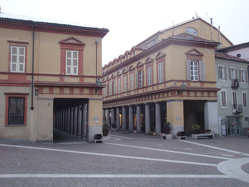 File:Acqui Terme - Fotografia di Tony Frisina - Alessandria - DSC00700.JPG