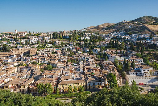 Granada. Blick auf den Albaicin von der Kirche San Nicolas Sacromonte