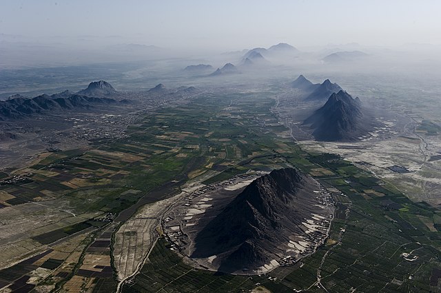 Guerre d'Afghanistan 640px-Arghandab_River_Valley_between_Kandahar_and_Lashkar_Gah