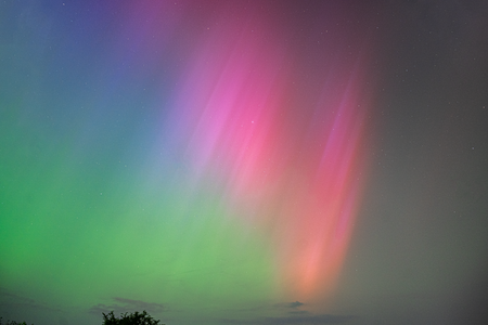 Fail:Aurora_Borealis_from_Cwmbran,_Wales.png