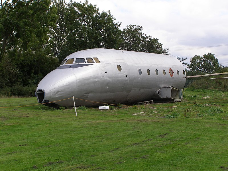 File:AvroAshton-fuselage.JPG