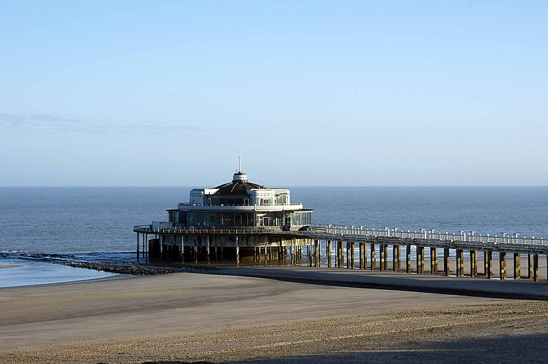 File:BLANKENBERGE, Belgien 02951 (25341229880).jpg