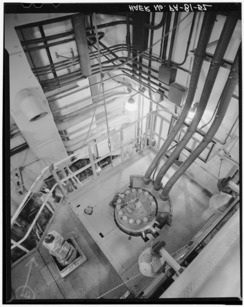 File:BOILER CHAMBER No. 1, B LOOP MAIN COOLANT PUMP - Shippingport Atomic Power Station, On Ohio River, 25 miles Northwest of Pittsburgh, Shippingport, Beaver County, PA HAER PA,4-SHIP,1-52.tif