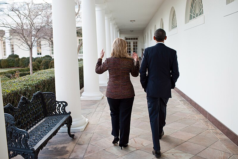 File:Barack Obama walks along the Colonnade of the White House with Secretary of State Hillary Clinton, 20111.jpg