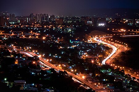 Barquisimeto de Noche.jpg