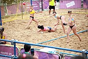 Deutsch: Beachhandball bei den Olympischen Jugendspielen 2018; Tag 6, 12. Oktober 2018; Mädchen, Hauptrundenspiel – Chinese Taipei (Taiwan)-Argentinien 1:2 English: Beach handball at the 2018 Summer Youth Olympics at 12 October 2018 – Girls Main Round – Chinese Taipei (Taiwan)-Argentina 1:2