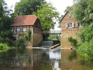 <span class="mw-page-title-main">Bever (Ems)</span> River in Germany