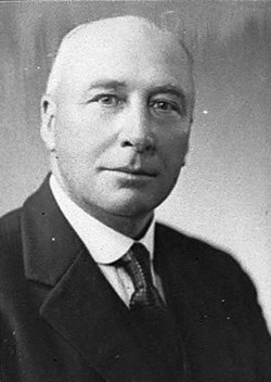 Photograph of Bill Parry taken in 1935.