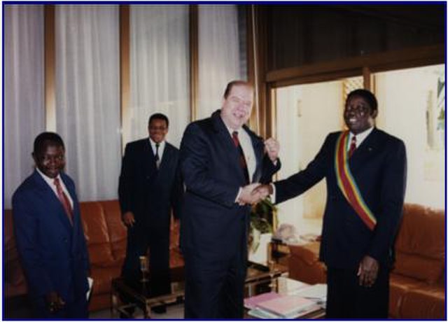 Former Arizona State Senator Billy Davis meeting with President Eyadéma in Lomé, 1993.