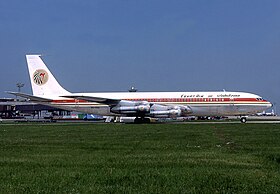 Un Boeing 707-366C d'EgyptAir, semblable à celui impliqué dans l'accident.
