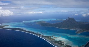 Bora Bora (16542797633).jpg