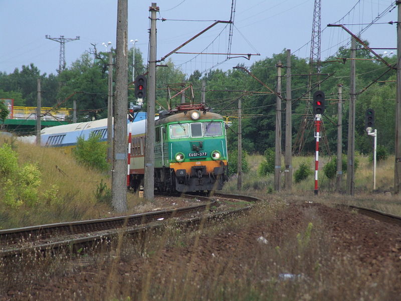 File:Bydgoszcz Leśna train station - 030.JPG