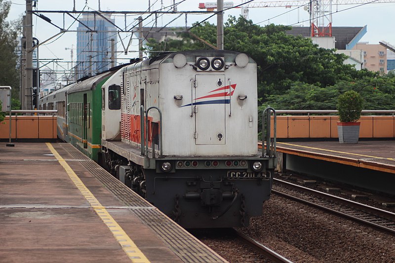 File:CC 201 45 Argo Dwipangga @ Cikini.jpg