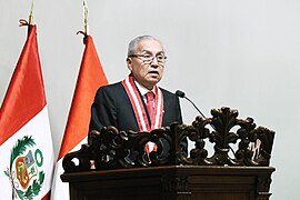 Ceremonia de juramentación del Dr. Pedro Gonzalo Chavarry Vallejos como Fiscal de la Nacion para el periodo 2018 - 2021 (43537076541).jpg