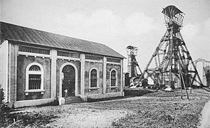Le puits Arthur-de-Buyer vers 1930.