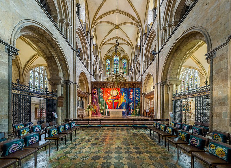 File:Chichester Cathedral High Altar, West Sussex, UK - Diliff.jpg