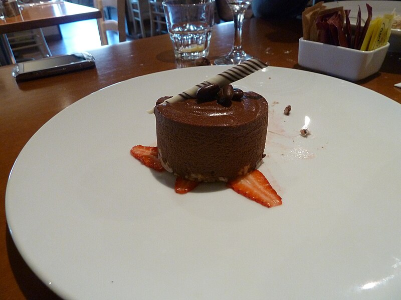 File:Chocolate mousse P1130771.JPG - Wikimedia Commons