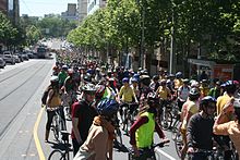 Thousands of Cyclists in Melbourne for the 350 Climate Protest, October 24, 2009 Climate change protests, Melbourne.jpg