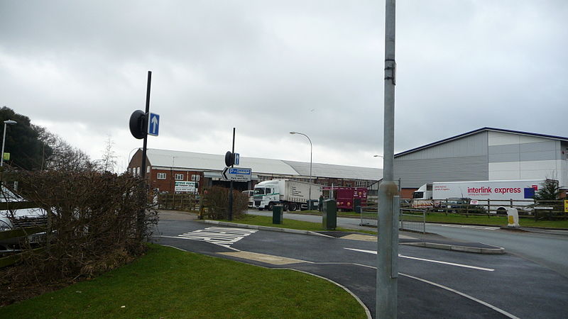 File:Cowes Somerton park and ride new entrance.JPG