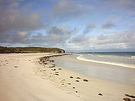 D'Estrees Bay beach - panoramio.jpg