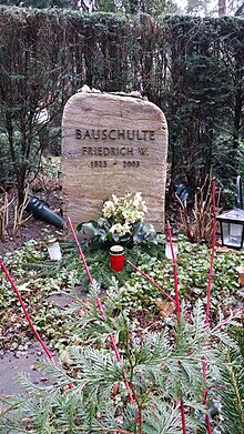 Das Grab von Friedrich W. Bauschulte