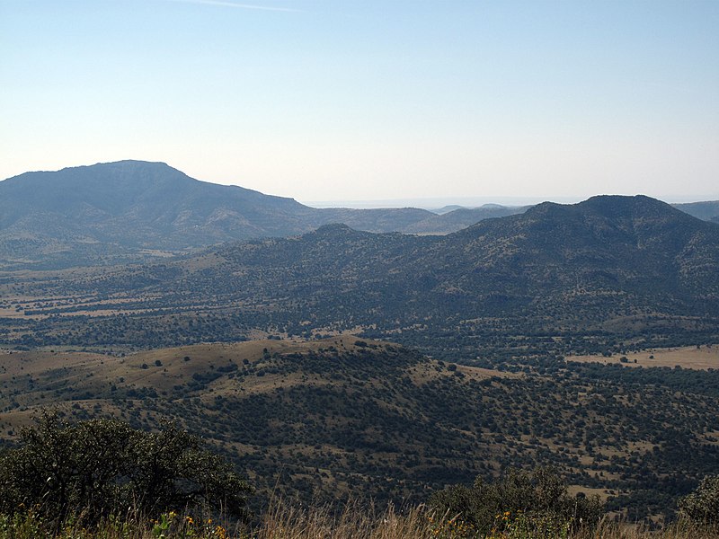 File:Davis Mountains (5055646468).jpg