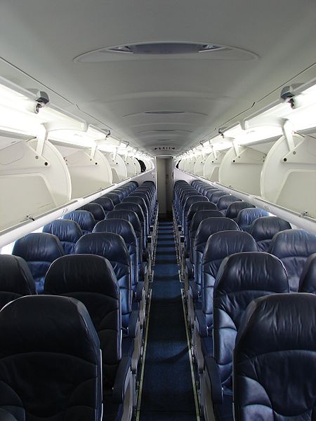 File:Delta Connection CRJ-900 (3373218249).jpg