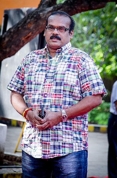 File:Director A Venkatesh at Sandamarutham Audio Launch.jpg