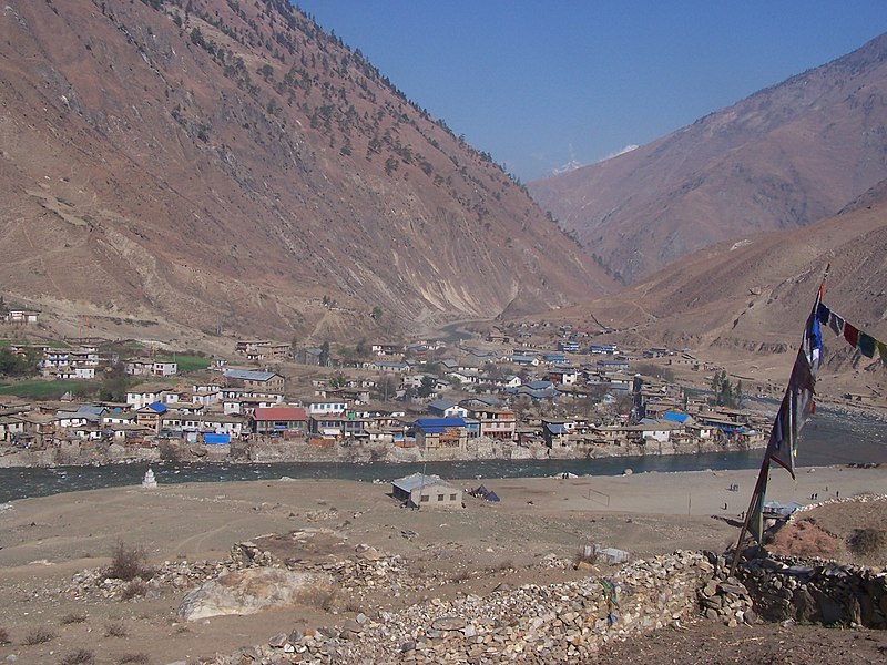 File:Dunai, Dolpo, Nepal.JPG