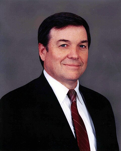 File:Duncan Hunter, official photo portrait, color.jpg