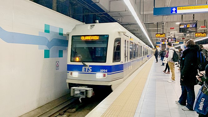 Edmonton LRT Siemens SD-160 on Capital Line service to Clareview at University station