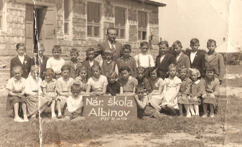 File:Elementary school Albinov 1958-59.PNG